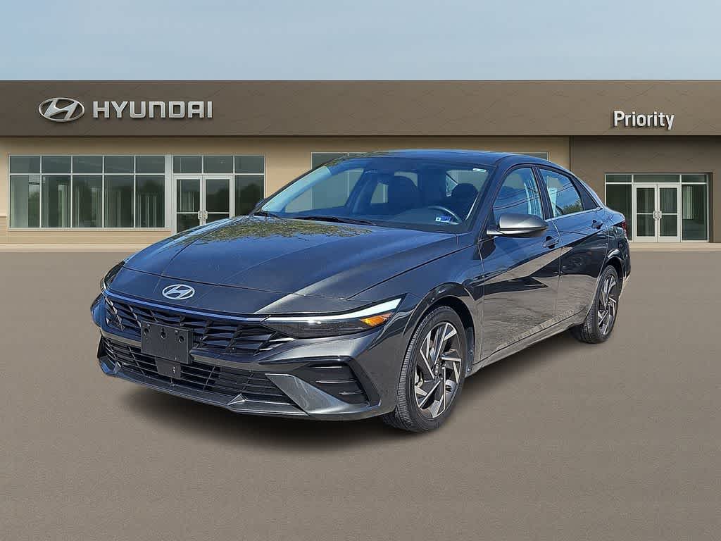 Thumbnail: 2024 Hyundai Elantra - 1