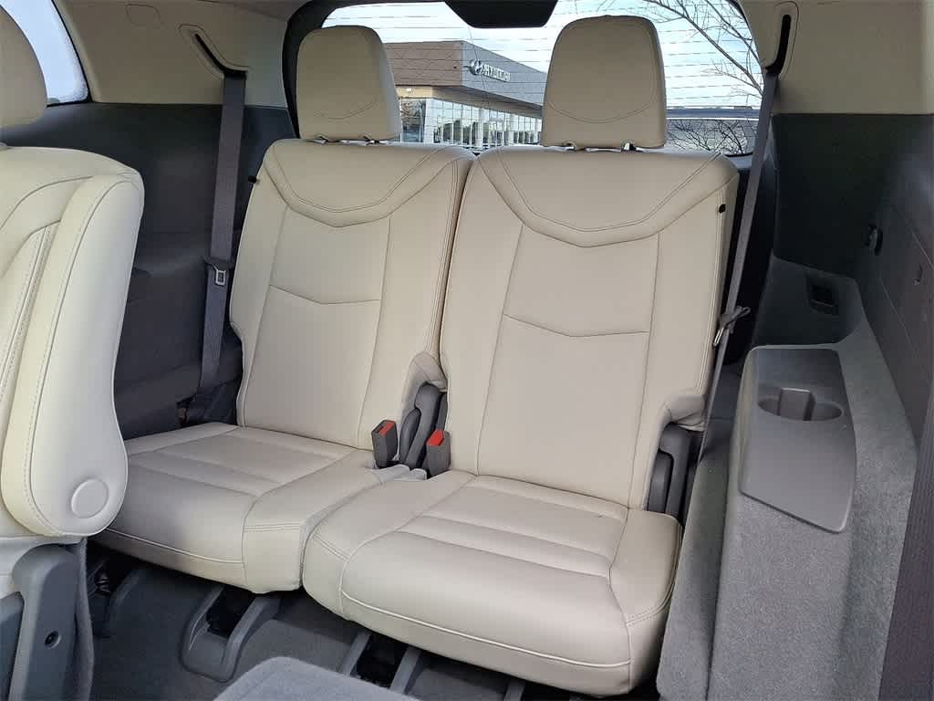 Thumbnail: 2024 Cadillac XT6 - 13