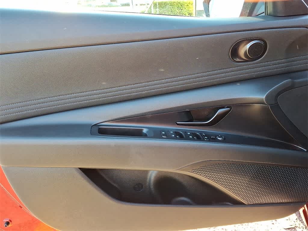 Thumbnail: 2025 Hyundai Elantra - 12