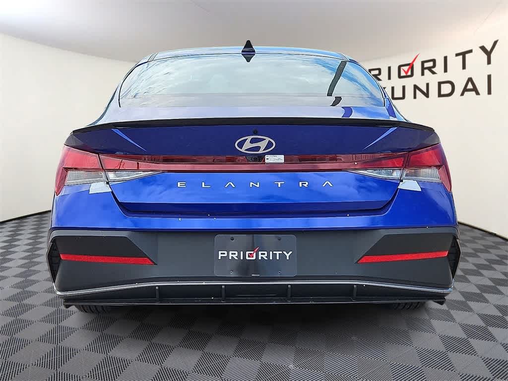 Thumbnail: 2025 Hyundai Elantra - 5
