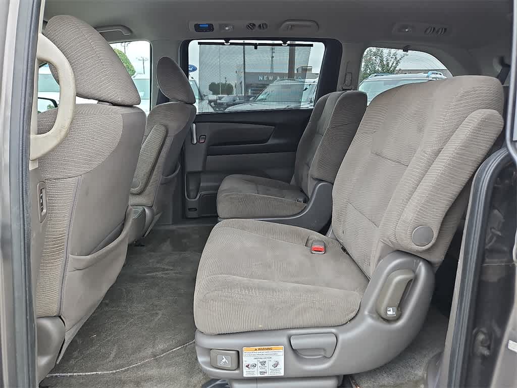 Thumbnail: 2012 Honda Odyssey - 10