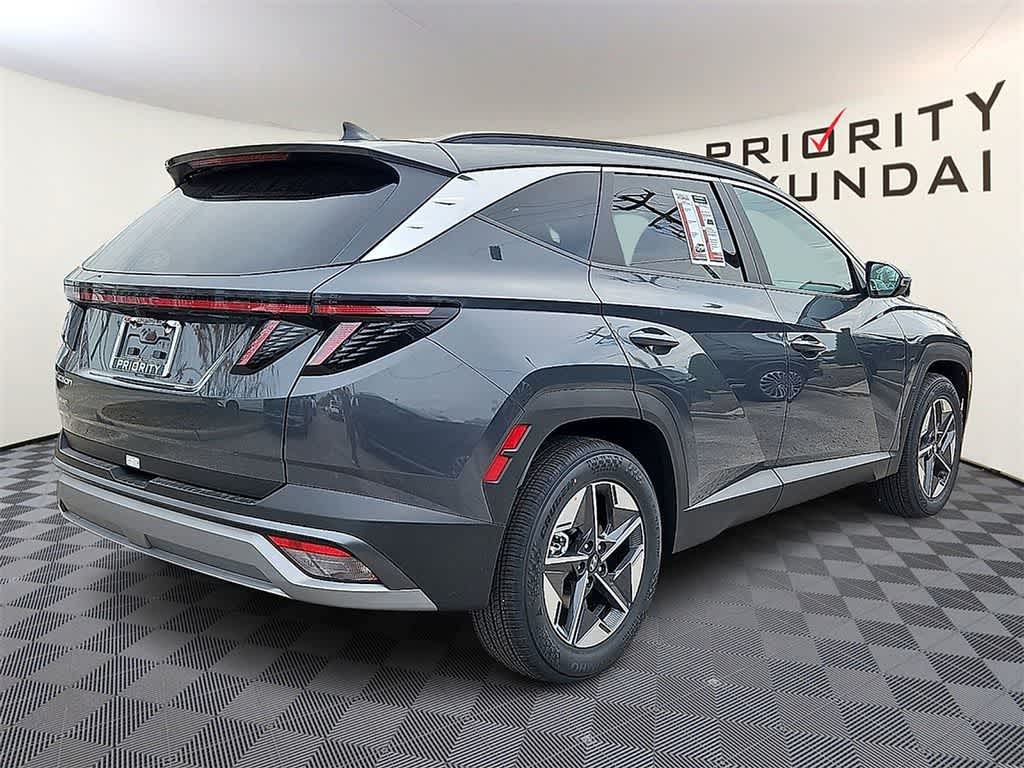 Thumbnail: 2026 Hyundai Tucson - 4