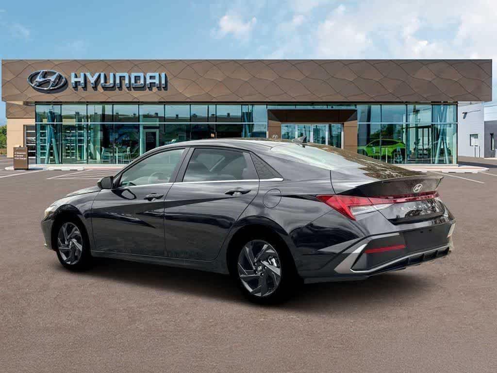 Thumbnail: 2026 Hyundai Elantra - 18