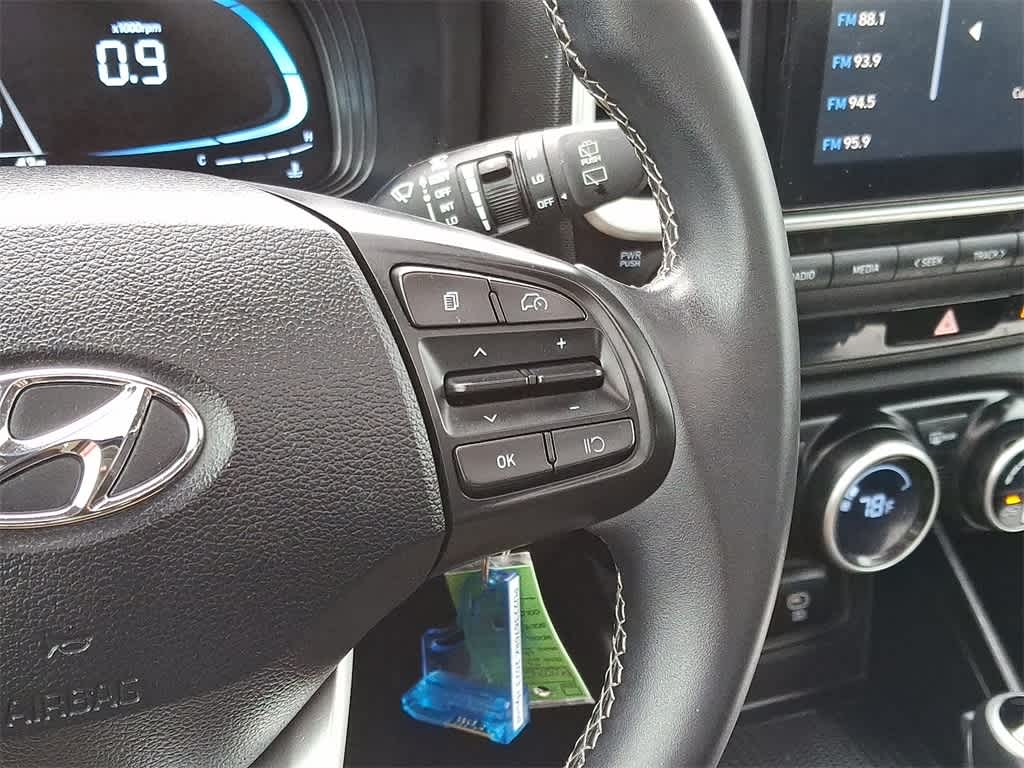 Thumbnail: 2023 Hyundai Venue - 19