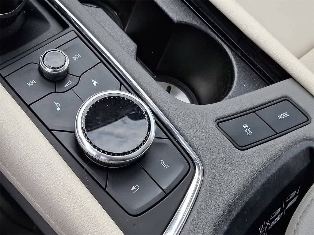 Thumbnail: 2024 Cadillac XT6 - 27