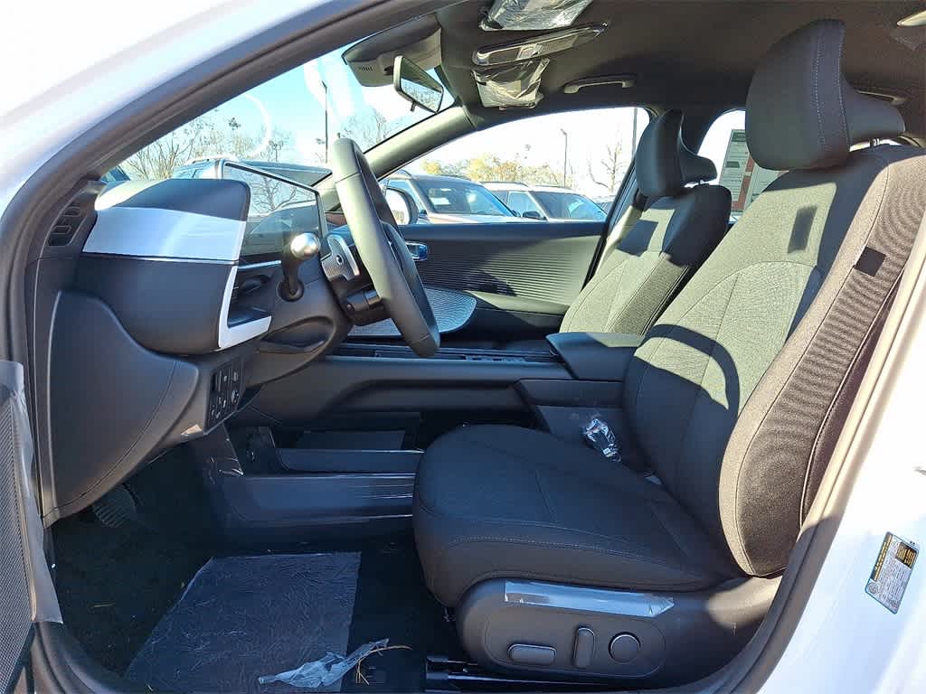 Thumbnail: 2025 Hyundai Ioniq 6 - 10