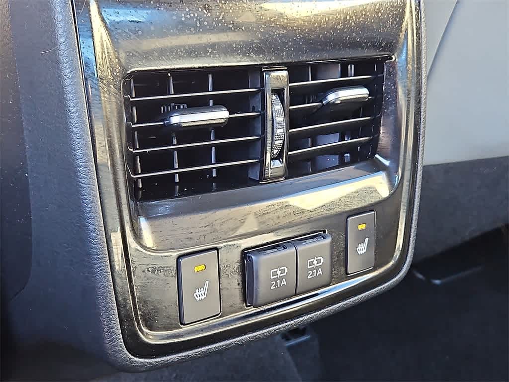 Thumbnail: 2020 Toyota Avalon - 28