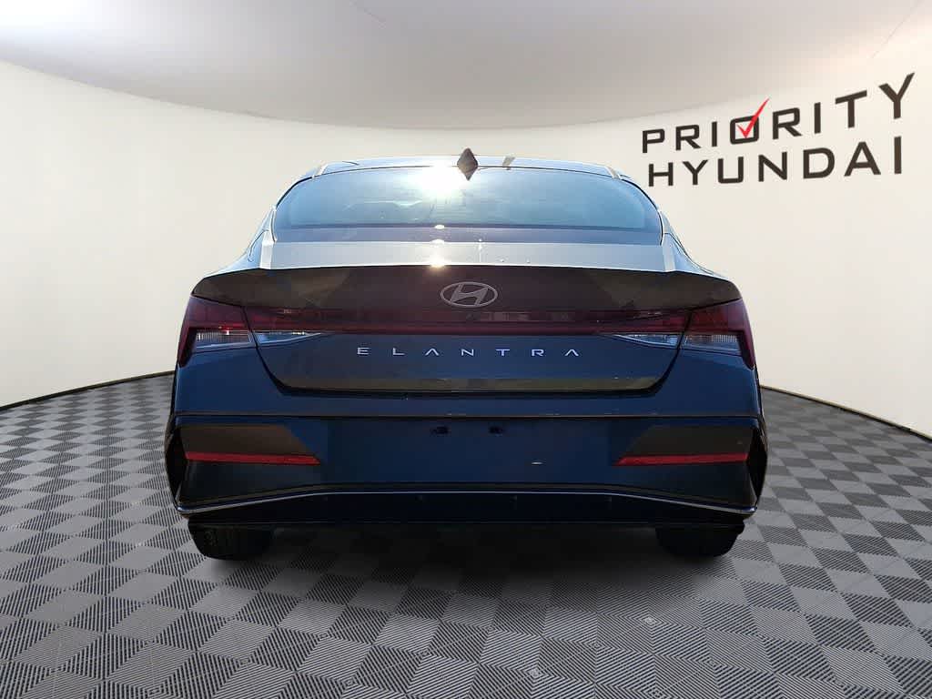 Thumbnail: 2025 Hyundai Elantra - 5