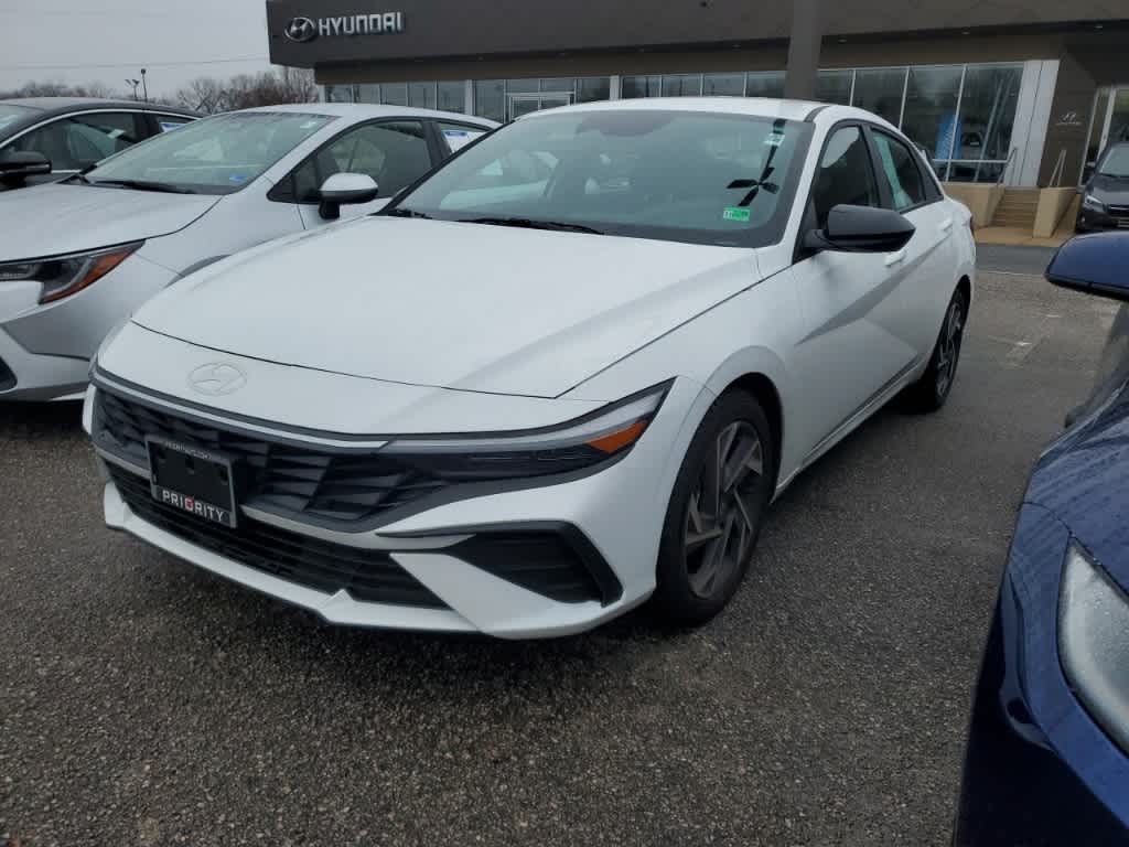 Thumbnail: 2025 Hyundai Elantra - 1