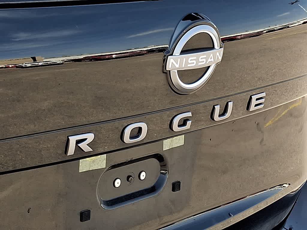 Thumbnail: 2025 Nissan Rogue - 30