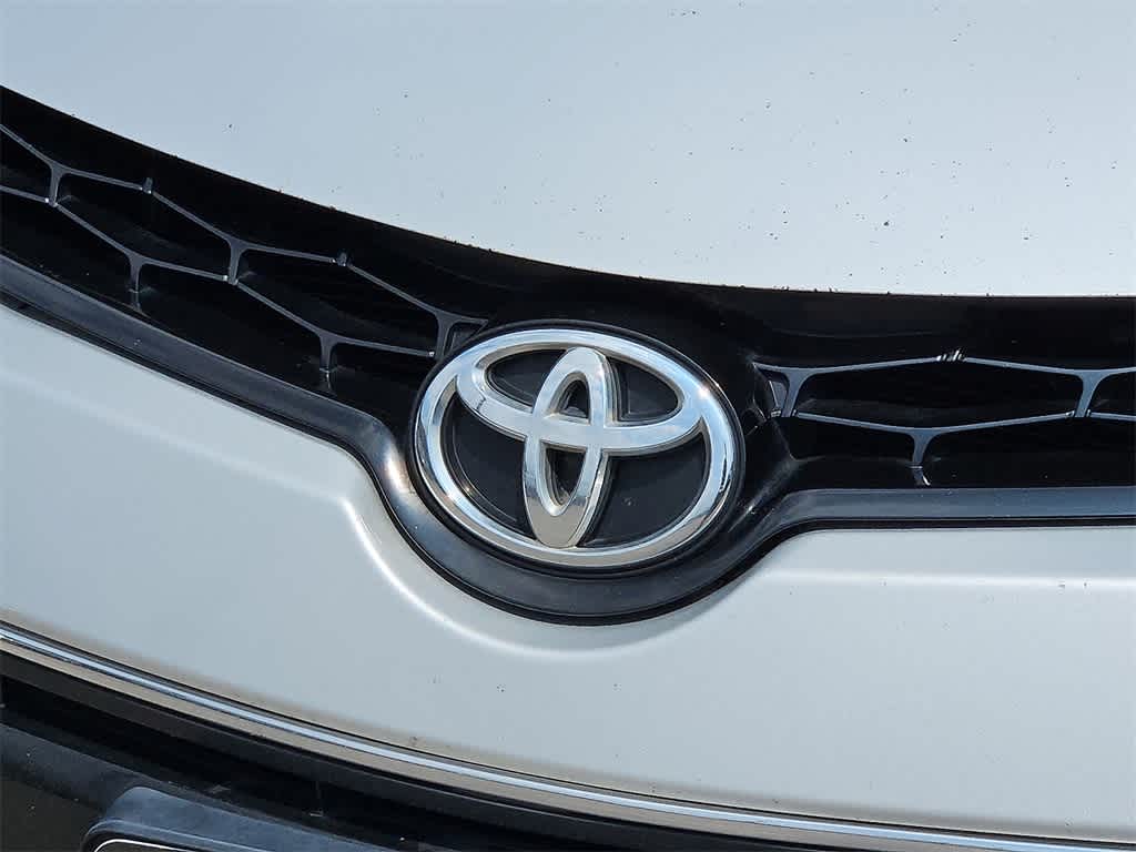 Thumbnail: 2014 Toyota Corolla - 28