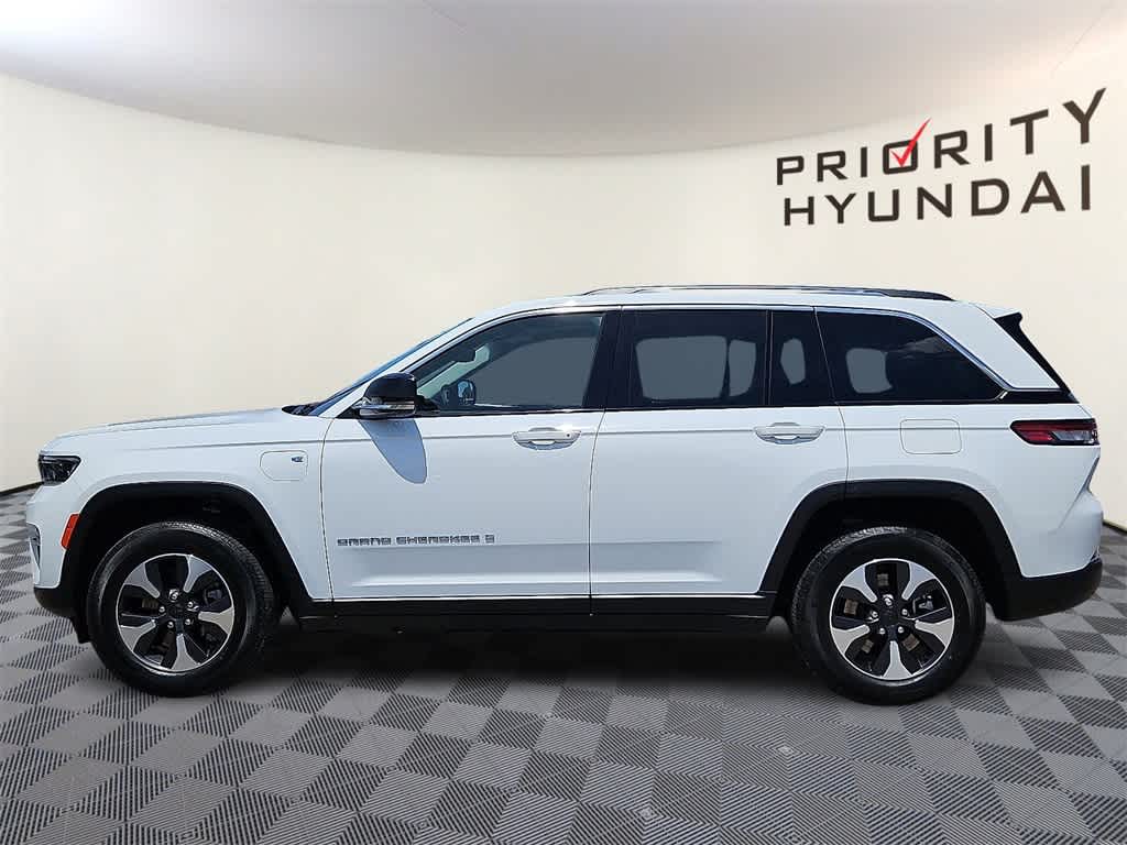 Thumbnail: 2023 Jeep Grand Cherokee - 7