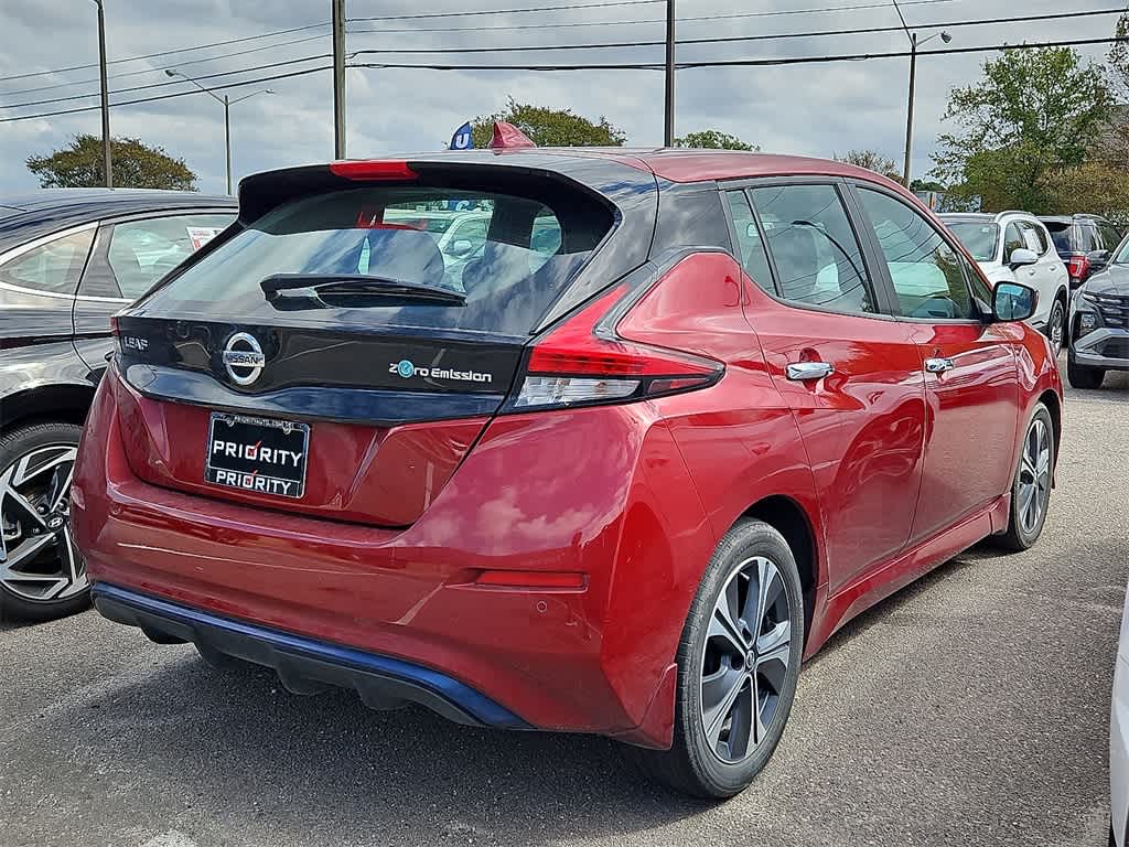 Thumbnail: 2022 Nissan Leaf - 3