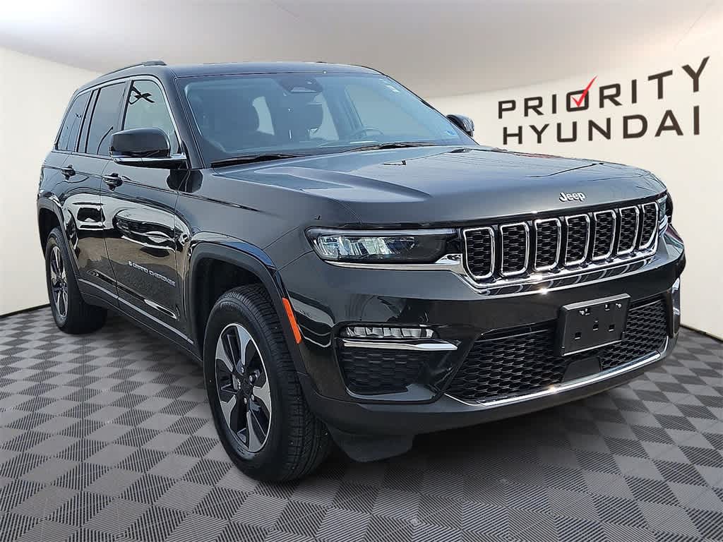 Thumbnail: 2024 Jeep Grand Cherokee - 3