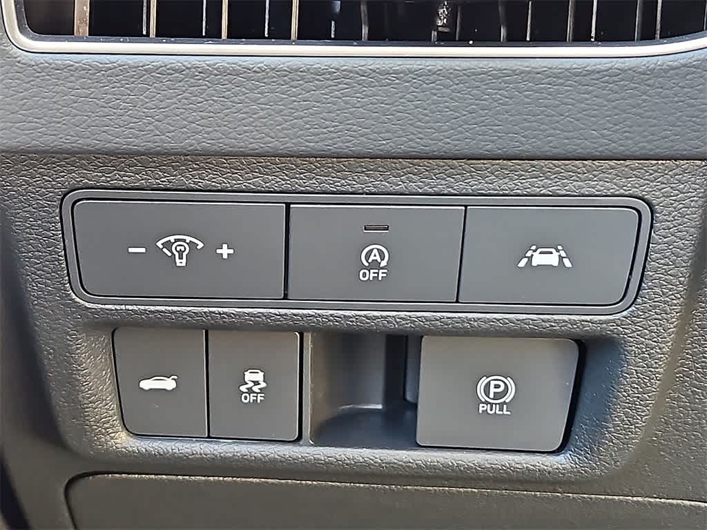 Thumbnail: 2023 Hyundai Sonata - 22