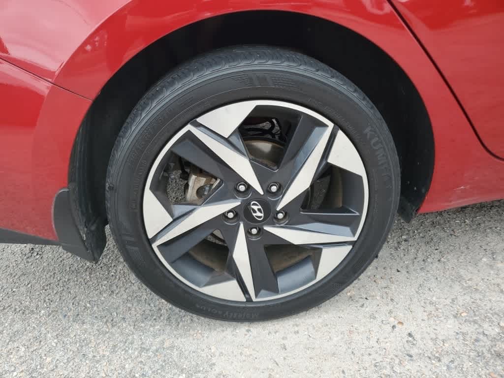 Thumbnail: 2023 Hyundai Elantra - 11