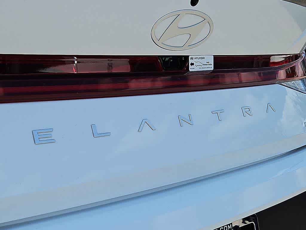 Thumbnail: 2025 Hyundai Elantra - 31