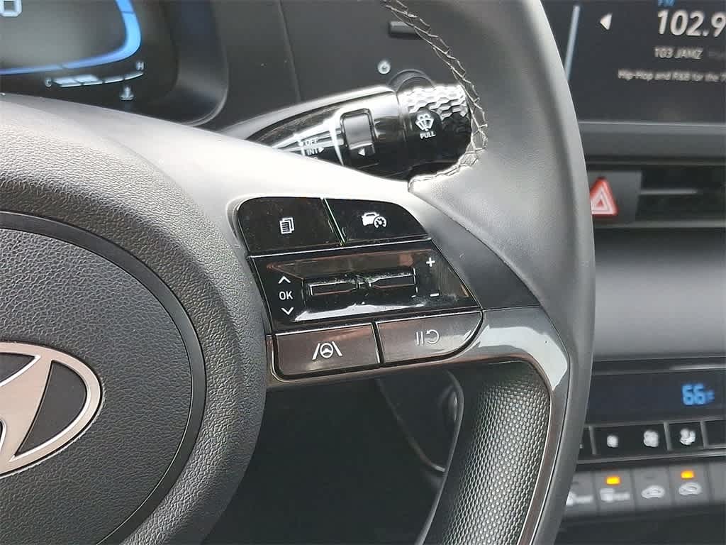 Thumbnail: 2025 Hyundai Elantra - 21