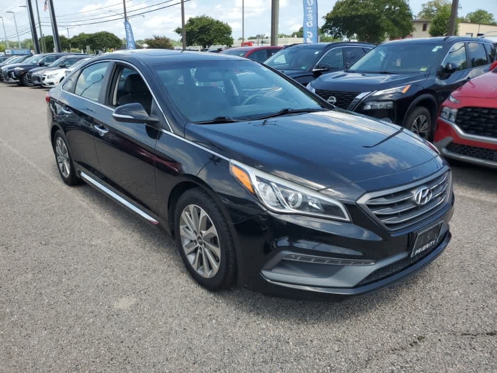 Thumbnail: 2017 Hyundai Sonata - 3