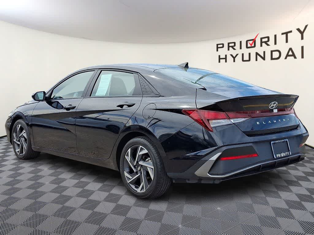 Thumbnail: 2025 Hyundai Elantra - 6