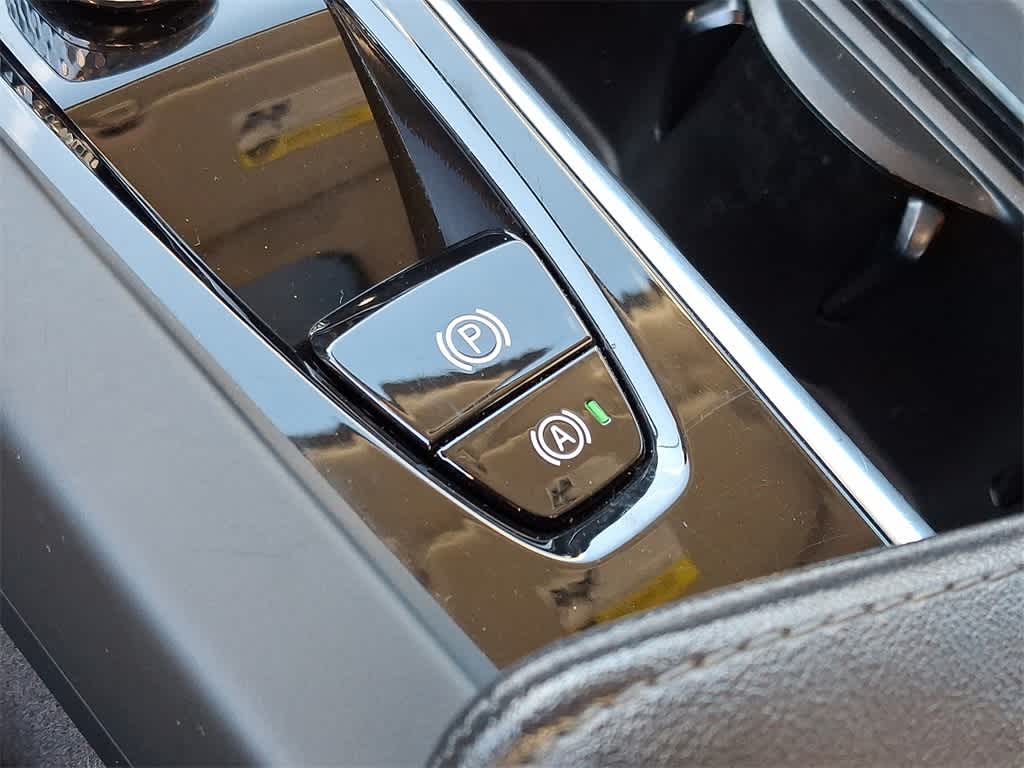 Thumbnail: 2024 Volvo S60 - 27