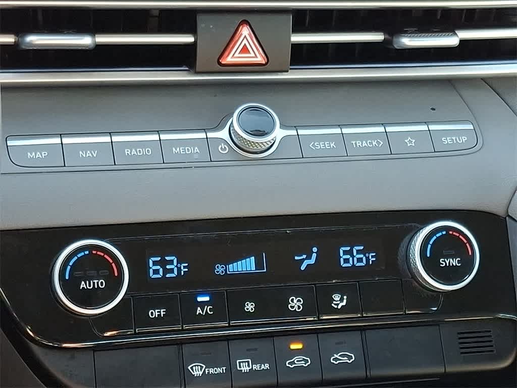 Thumbnail: 2024 Hyundai Elantra - 14