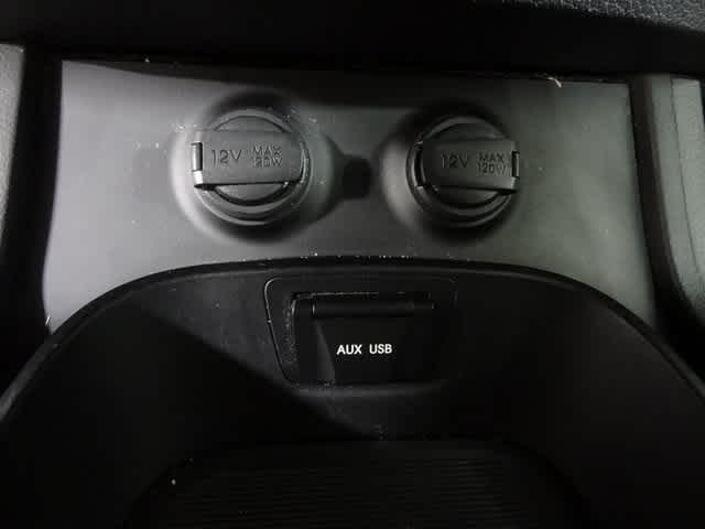 Thumbnail: 2013 Hyundai Santa Fe - 30