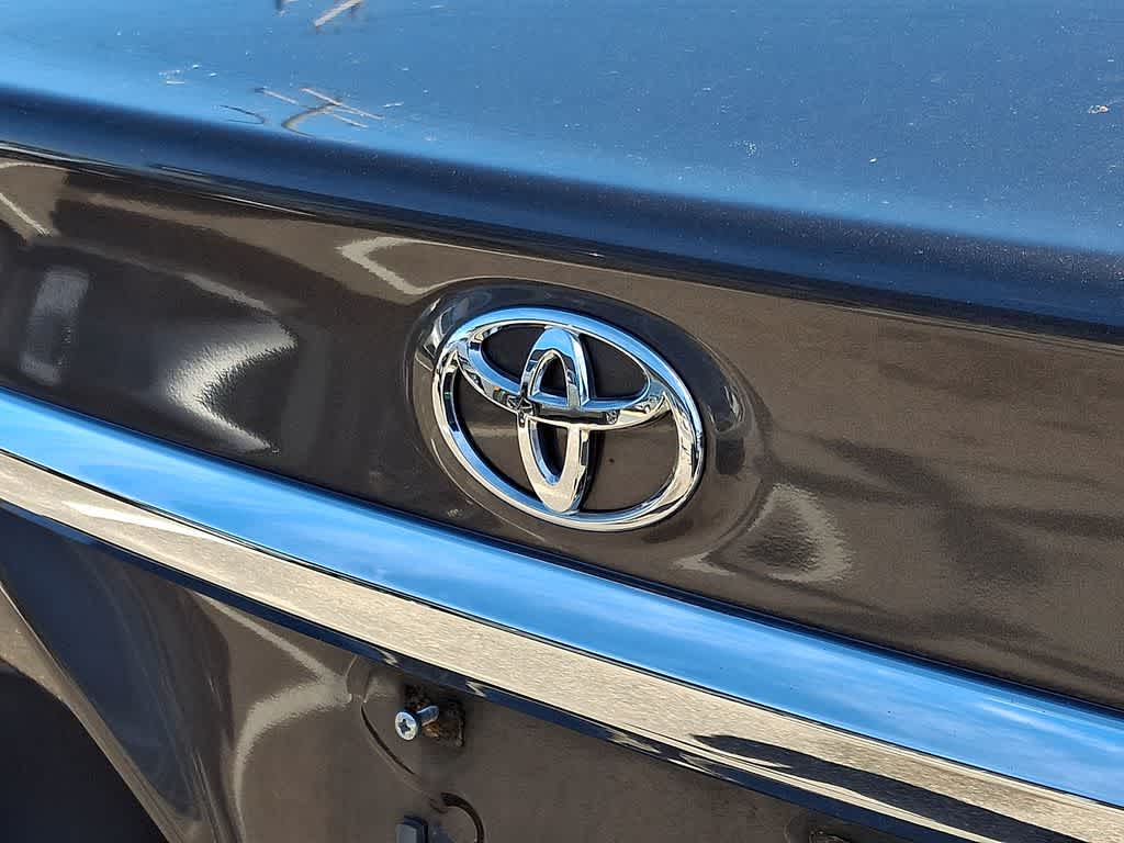 Thumbnail: 2013 Toyota Corolla - 4