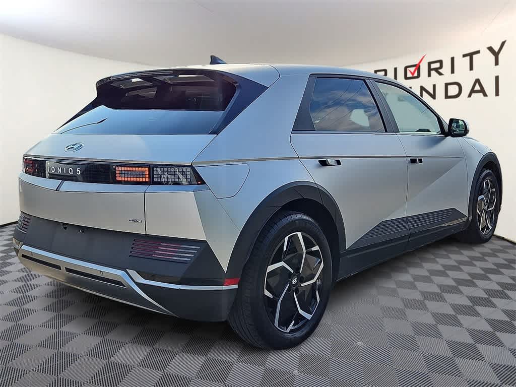 Thumbnail: 2023 Hyundai Ioniq 5 - 4