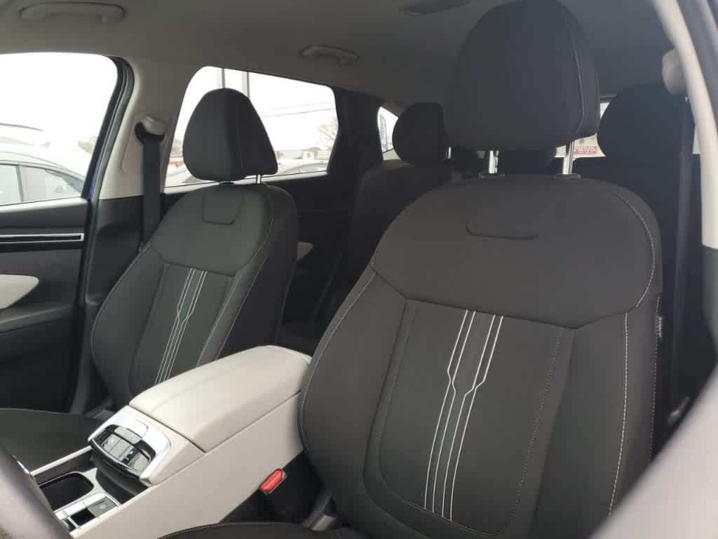 Thumbnail: 2024 Hyundai Tucson - 3