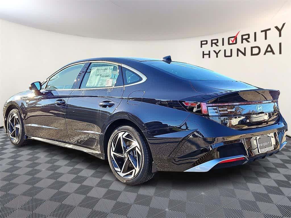 Thumbnail: 2026 Hyundai Sonata - 4