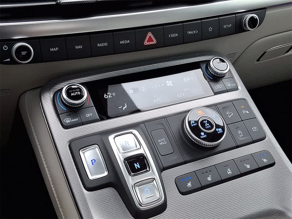 Thumbnail: 2023 Hyundai Palisade - 16