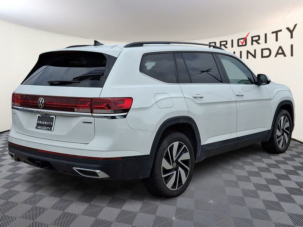 Thumbnail: 2024 Volkswagen Atlas - 4