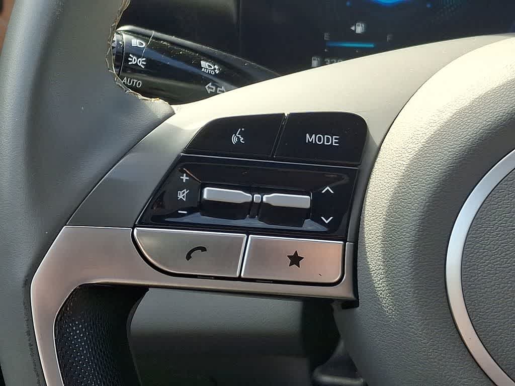 Thumbnail: 2025 Hyundai Elantra - 22