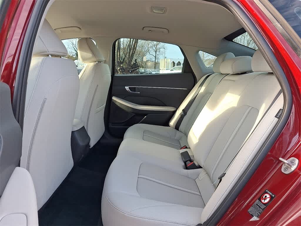 Thumbnail: 2023 Hyundai Sonata - 10