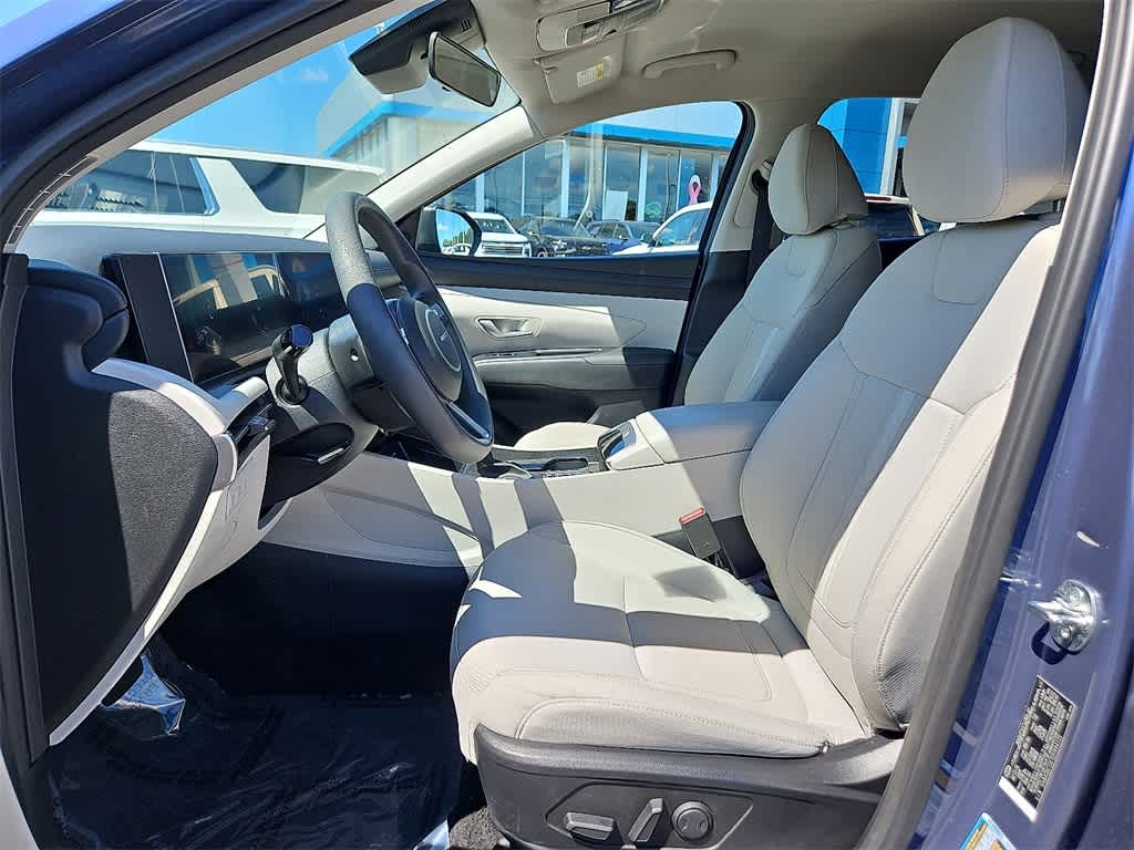 Thumbnail: 2025 Hyundai Tucson - 13