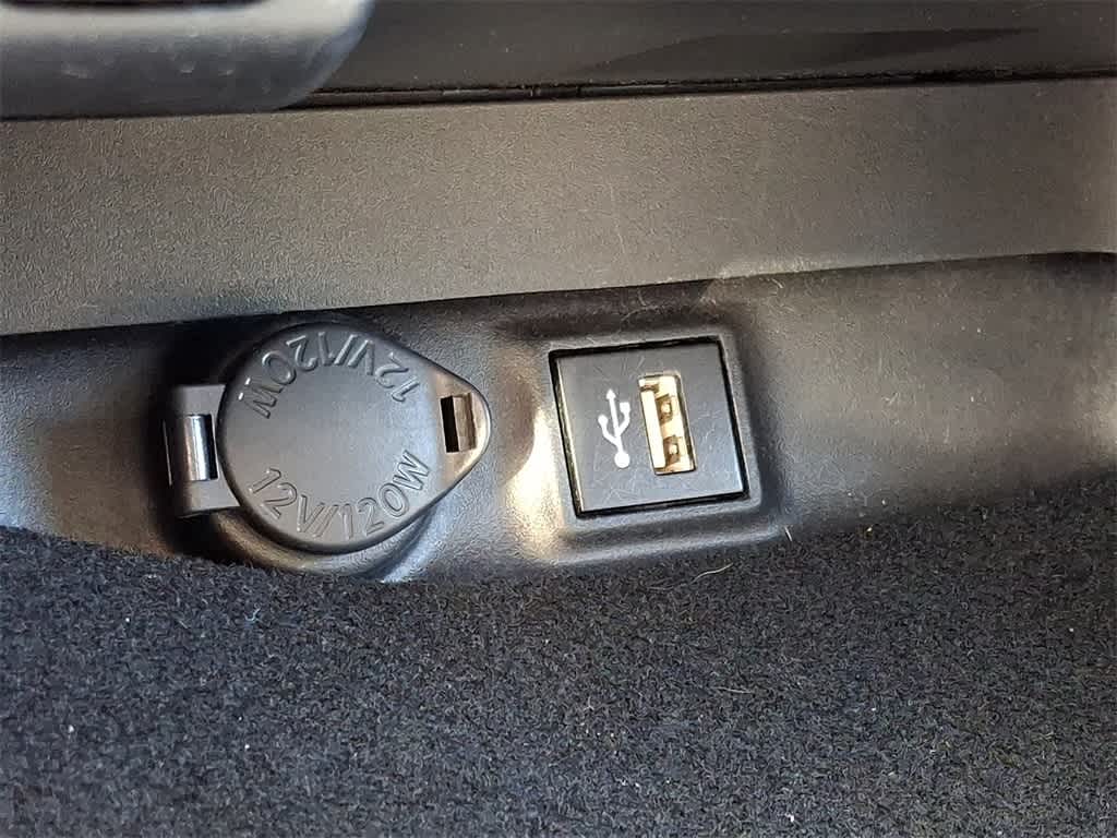 Thumbnail: 2024 Toyota RAV4 - 25