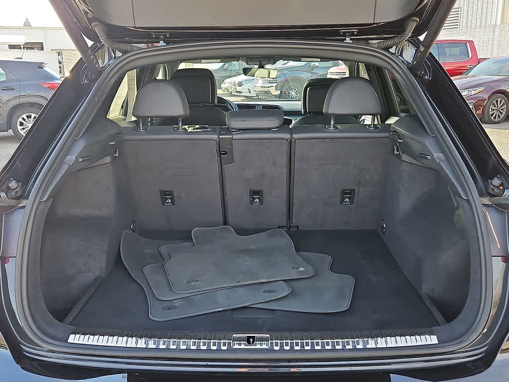 Thumbnail: 2024 Audi Q3 - 24