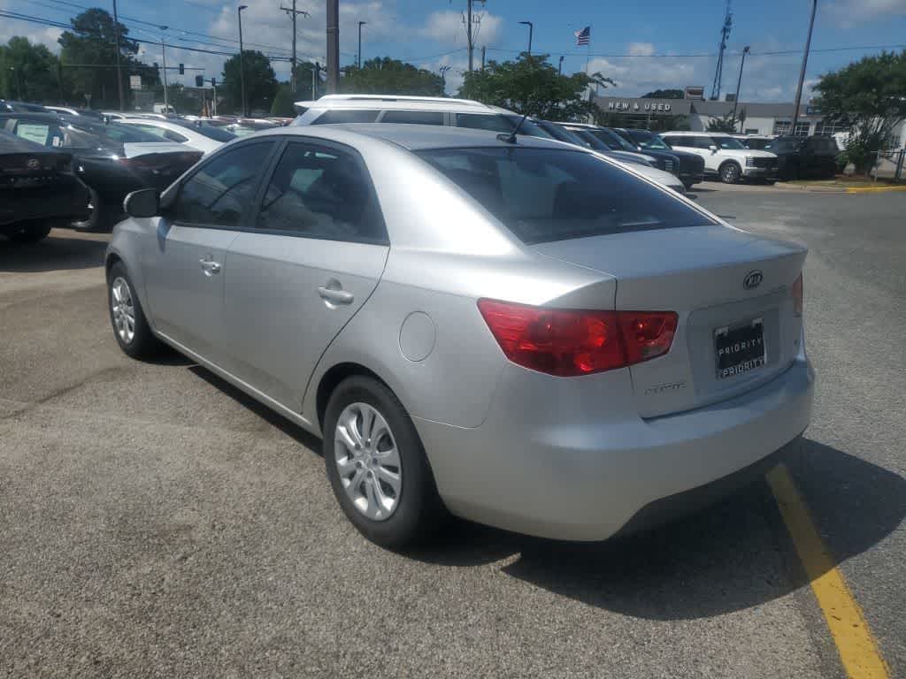 Thumbnail: 2012 Kia Forte - 11