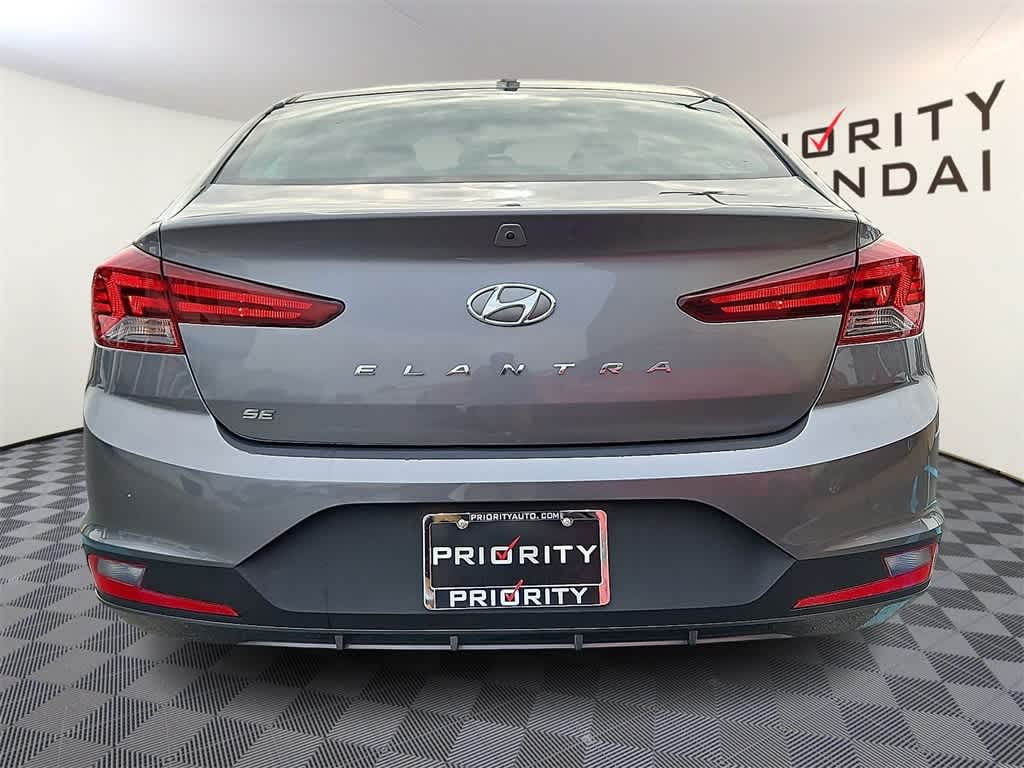Thumbnail: 2019 Hyundai Elantra - 5