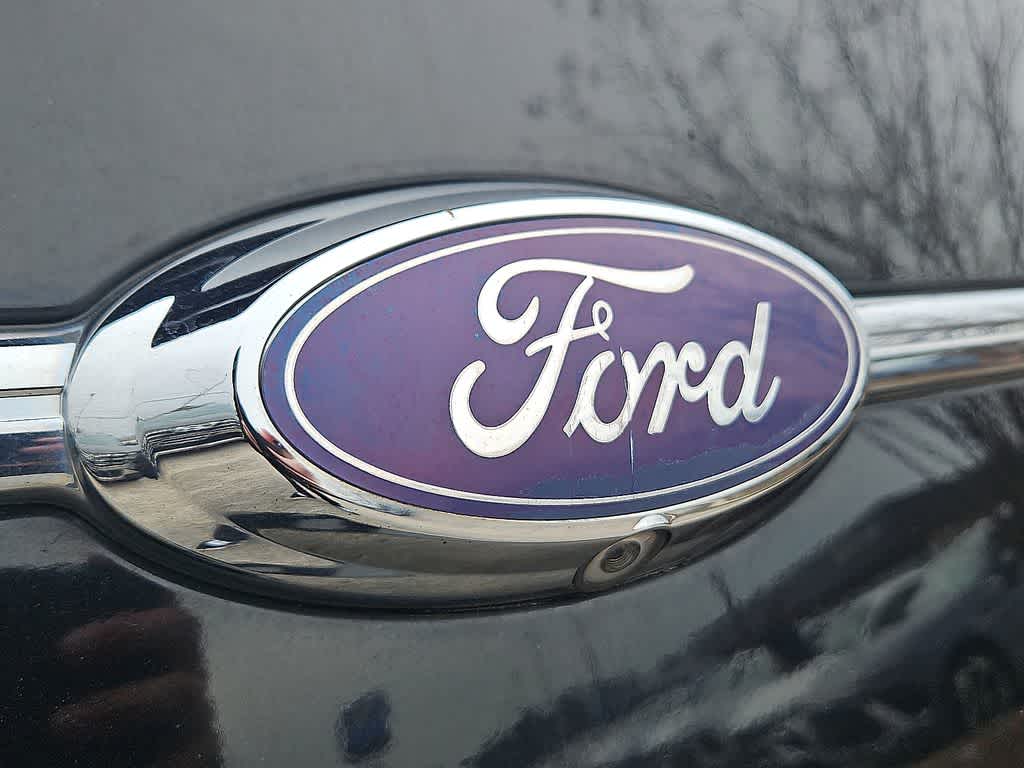 Thumbnail: 2018 Ford Taurus - 29