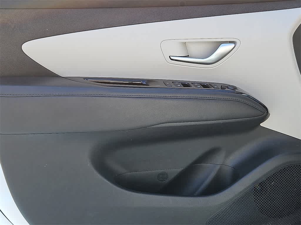 Thumbnail: 2022 Hyundai Tucson - 12