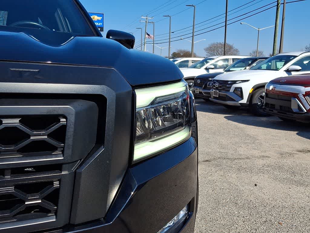 Thumbnail: 2024 Nissan Frontier - 9