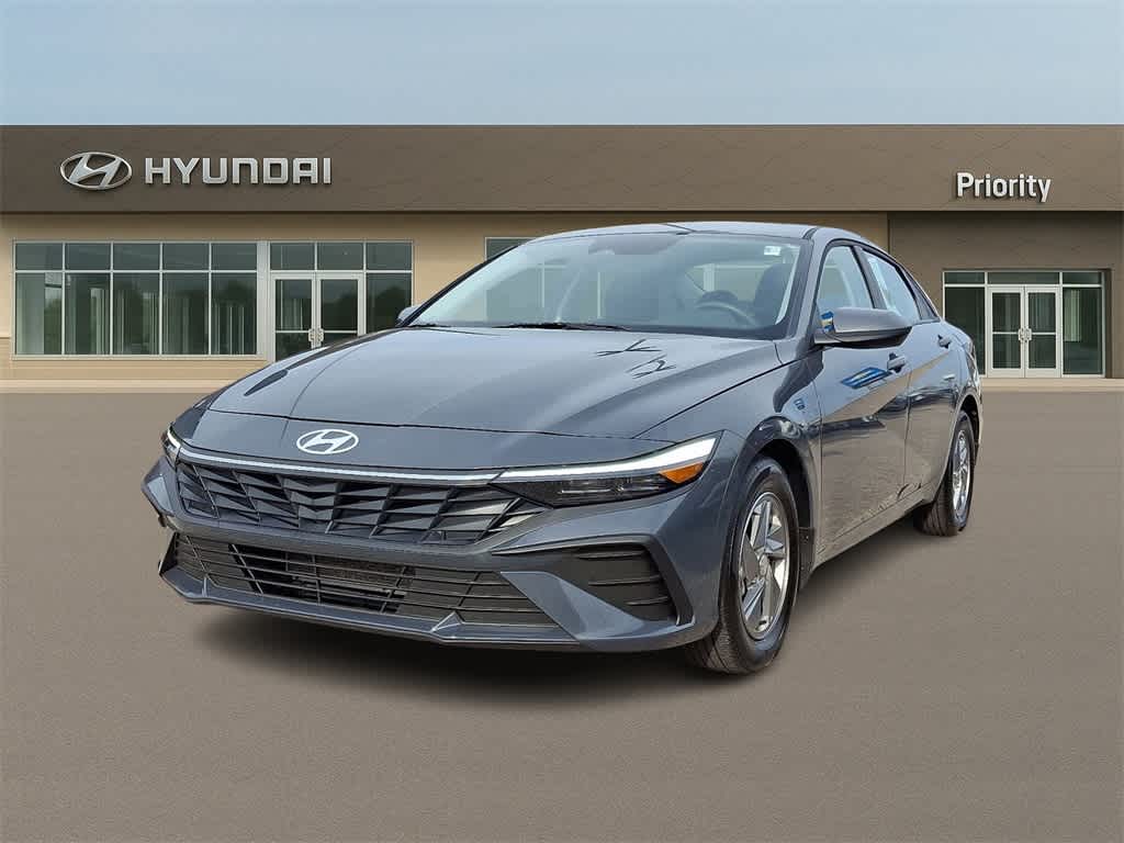 Thumbnail: 2025 Hyundai Elantra - 1