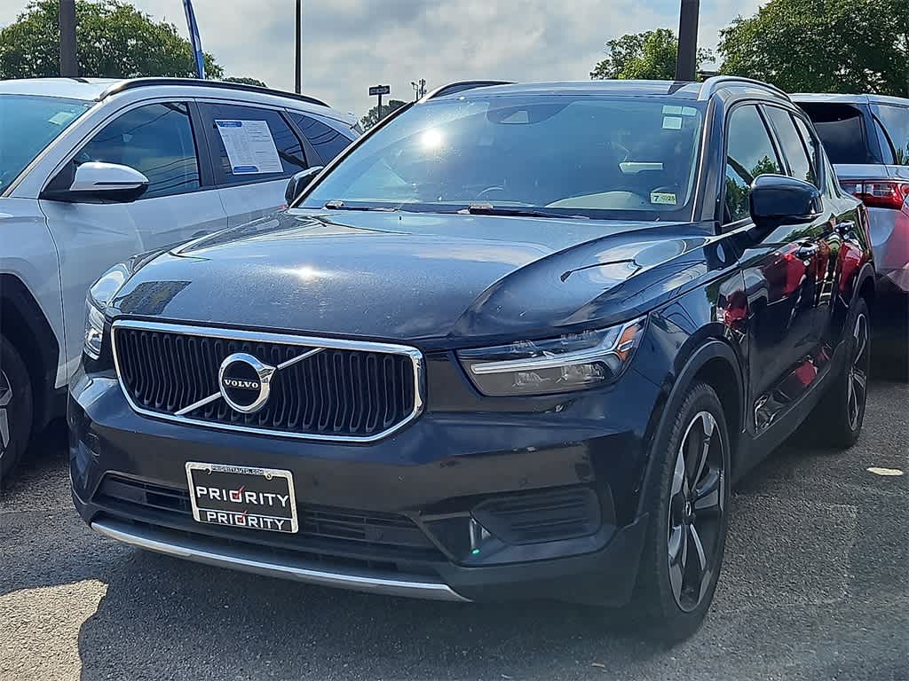 2019 Volvo XC40 T5 Momentum -
                  Chesapeake, VA