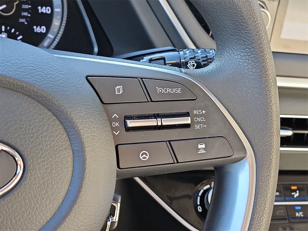 Thumbnail: 2023 Hyundai Sonata - 21