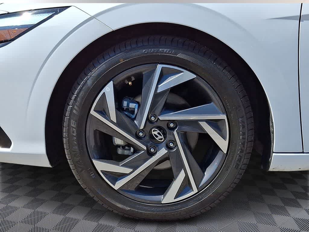 Thumbnail: 2025 Hyundai Elantra - 8