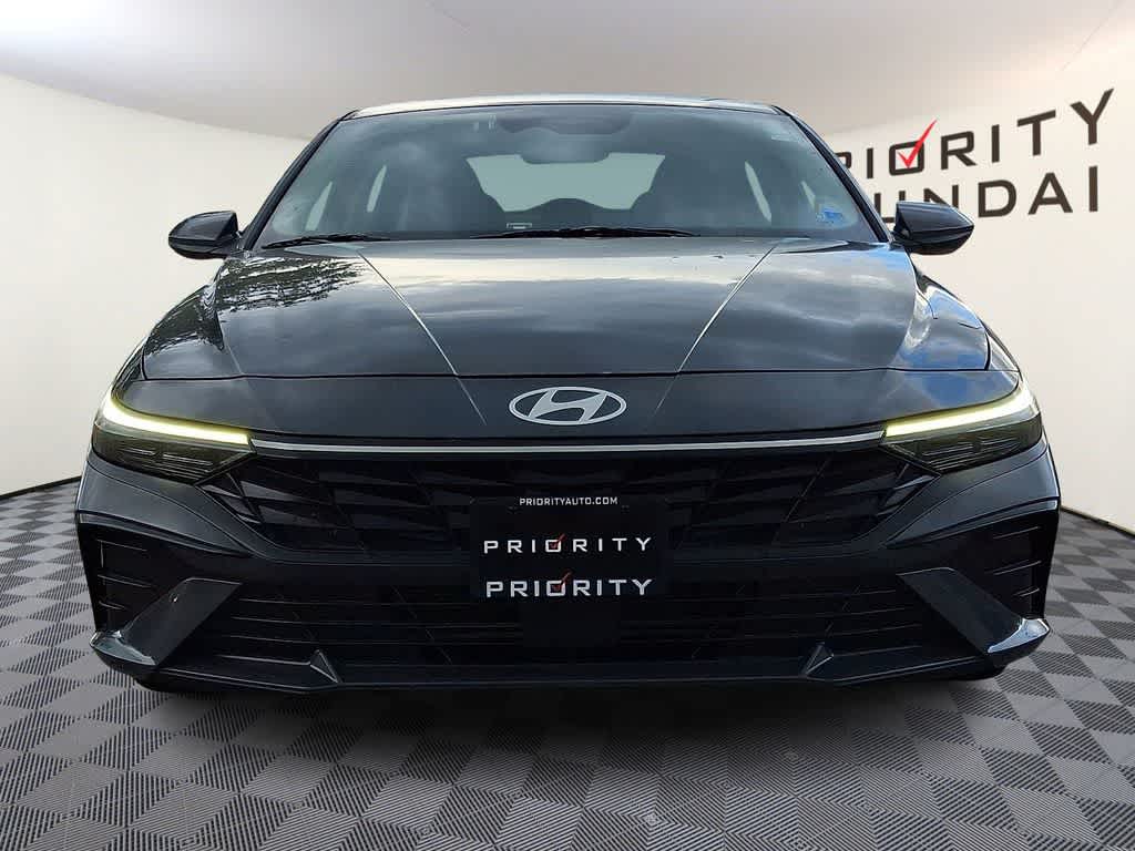 Thumbnail: 2025 Hyundai Elantra - 2