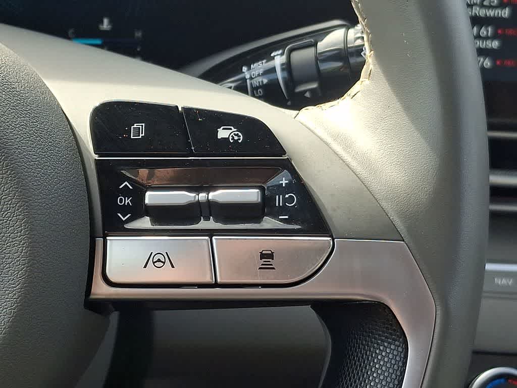 Thumbnail: 2025 Hyundai Elantra - 23