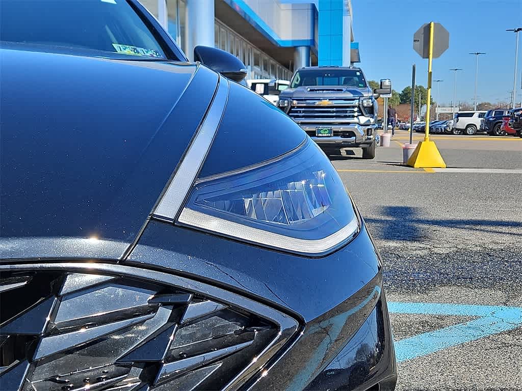 Thumbnail: 2023 Hyundai Sonata - 9